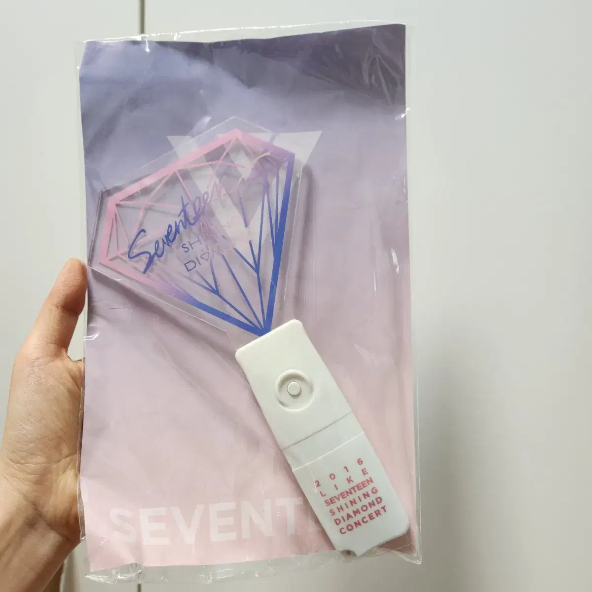 Seventeen 2016 Shadakon lightstick for sale.