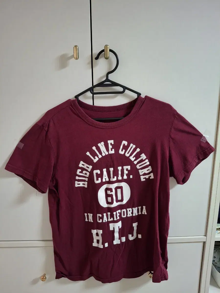 A university T-shirt in California