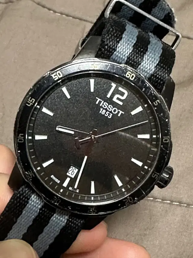 티쏘 T-Sport 퀵스터 (다이버스타일) 쿼츠 40mm