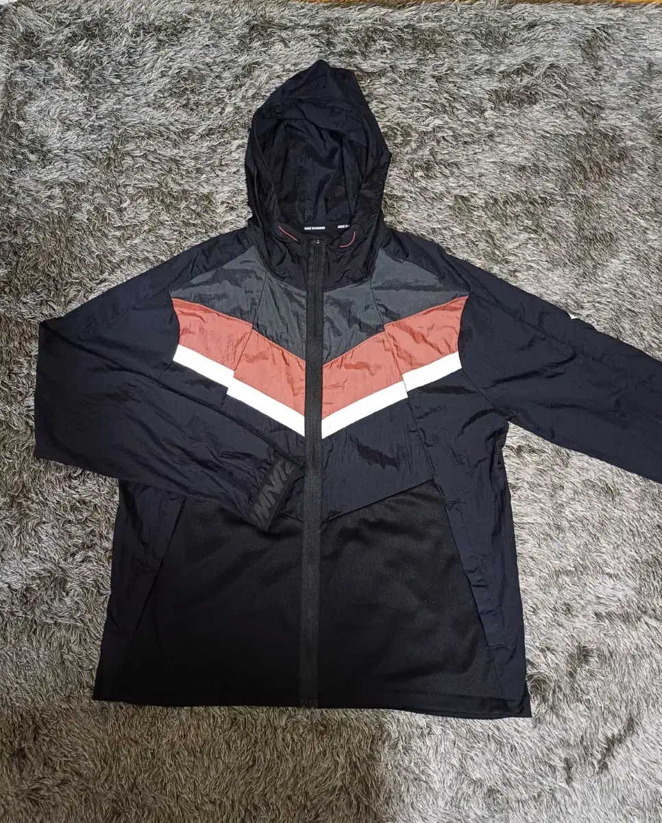 Nike Windrunner Wild Run Jacket Running Hoodie 100(L)