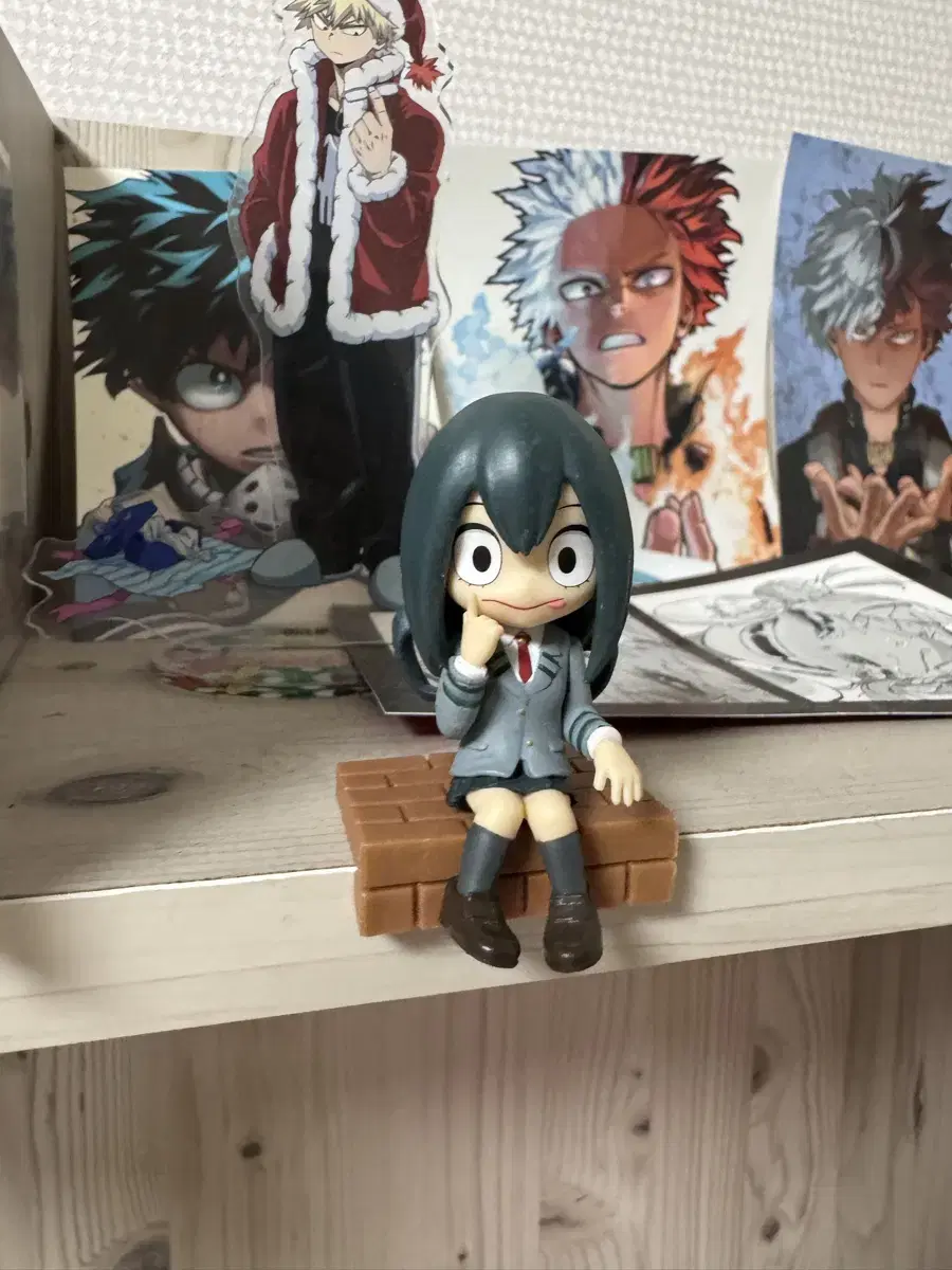 Nahia Hiroaka Tsuyu Figures