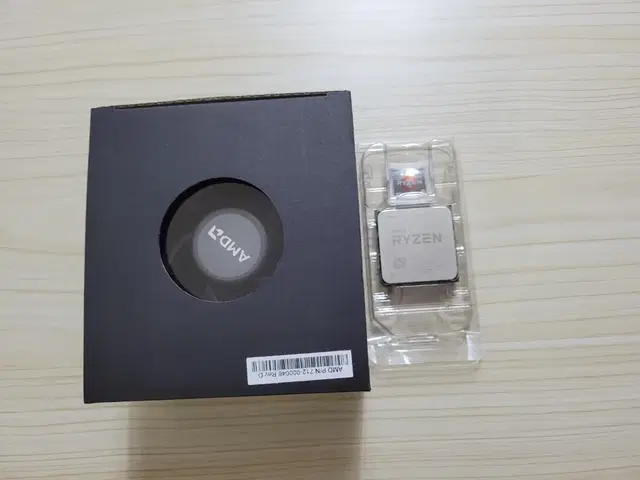 AMD 라이젠5 3600XT + 정품쿨러[새상품]