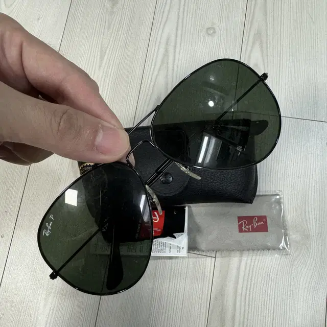 레이벤 (Rayban) 에비에이터 (Aviator) 선글라스 판매합니다