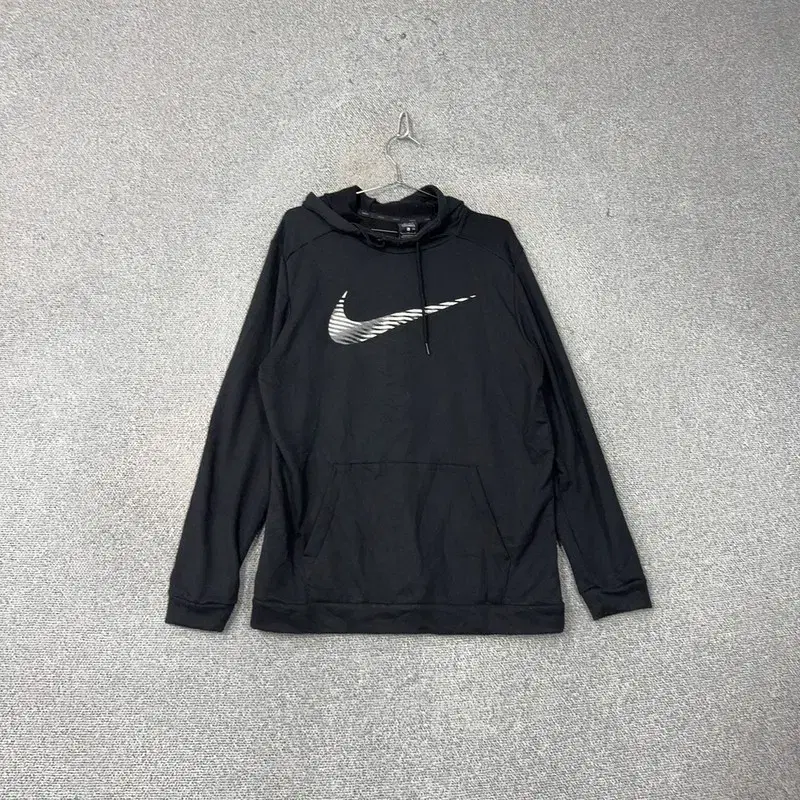 Nike DryFit BigSwoosh Performance Black Hoodie L