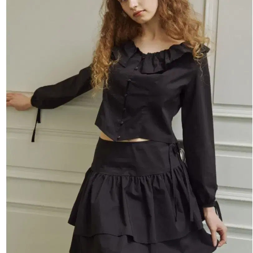 (새상품)delidi-딜라이디 Droplet blouse (black)-