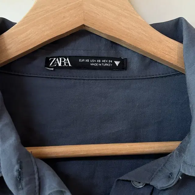 Zara 자라 크롭셔츠