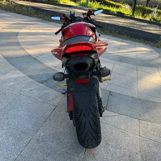 혼다 cbr1000rr 07년식 짧은키로수 판매합니다