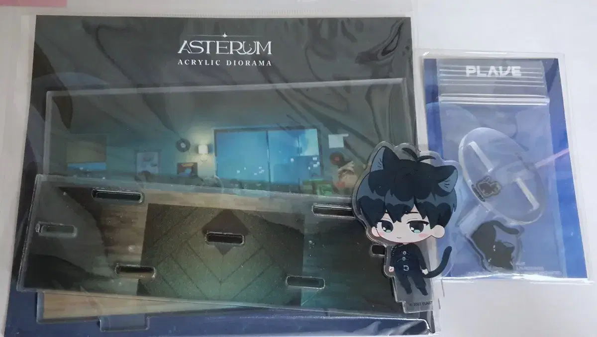 Plave AnyPlus Diorama + Acrylic Stand Cost less