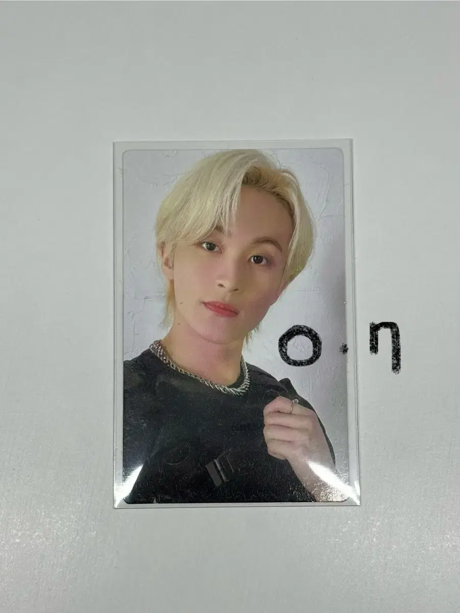 NCT mark photocard sells