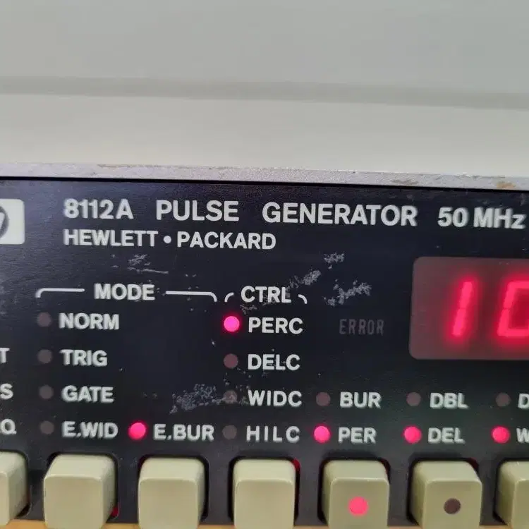 HP 8112A Pulse Generator 50MHz 펄스발생기