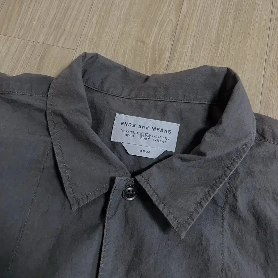 Ends and means corfu shirts 브라운 L사이즈