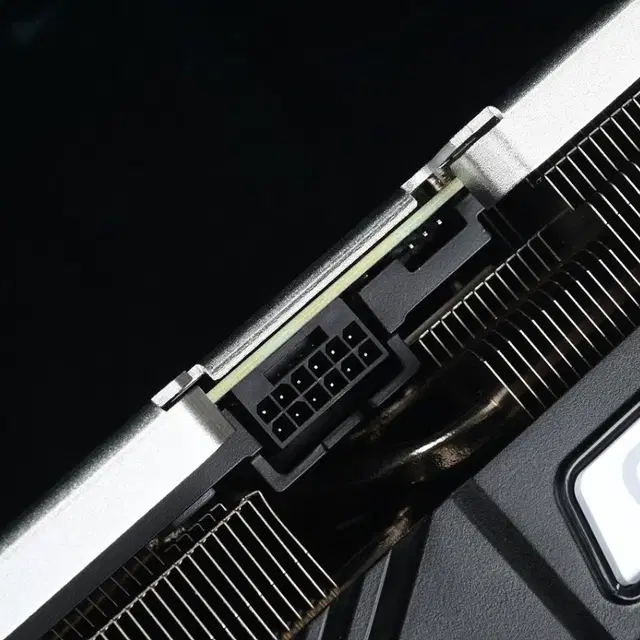 이엠텍 RTX4070Ti Super Gaming Pro