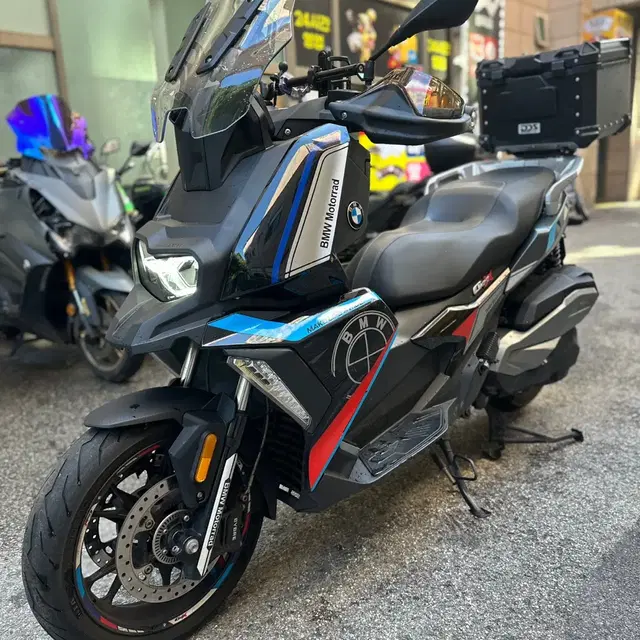 19년식 BMW C400X 블랙박스2채널