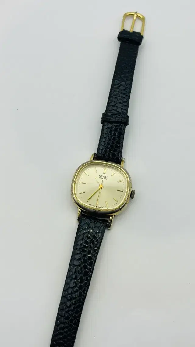 Seiko woman vintage watch