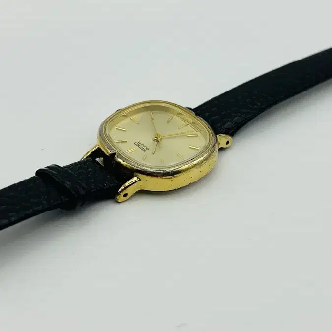 Seiko woman vintage watch