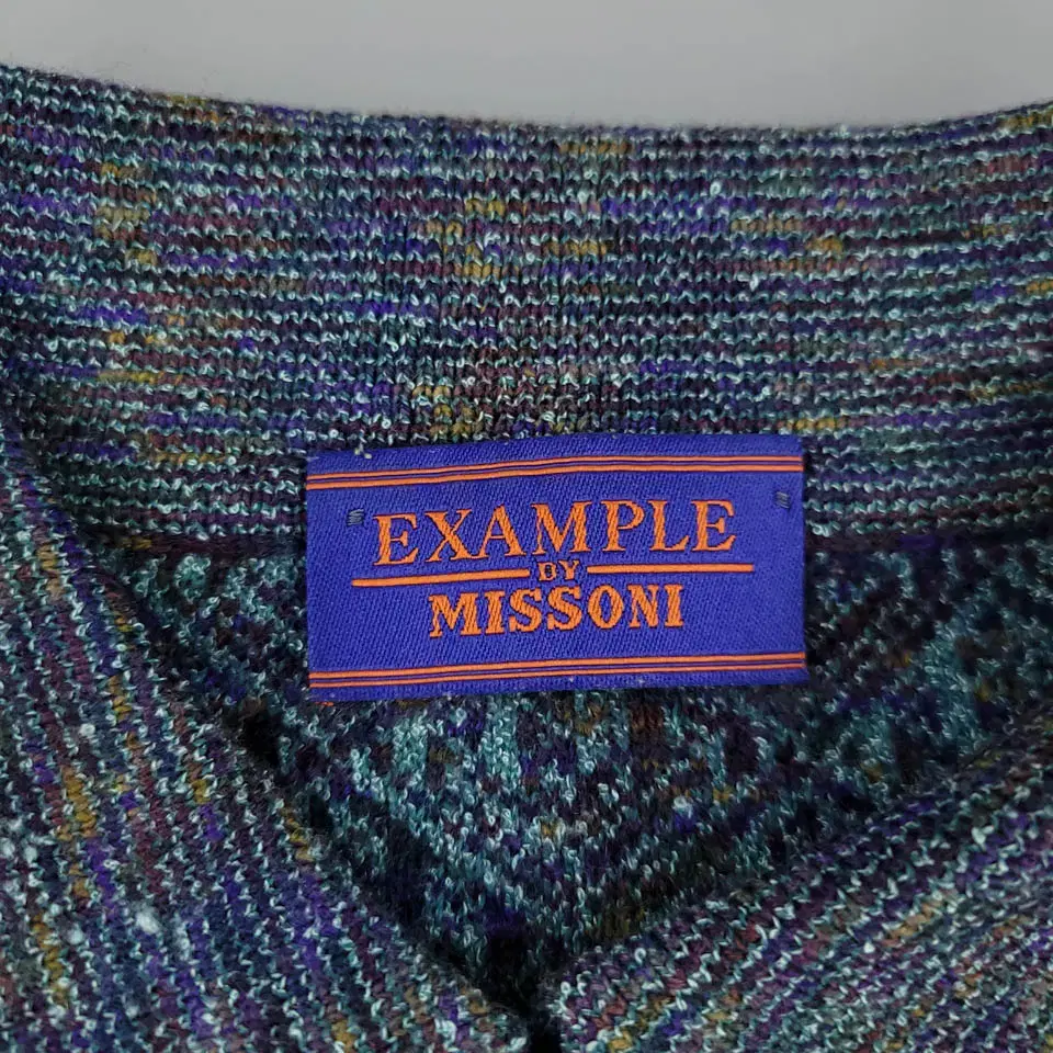 EXAMPLE BY MISSONI 미쏘니 블루톤 다이아몬드 에스닉 니트