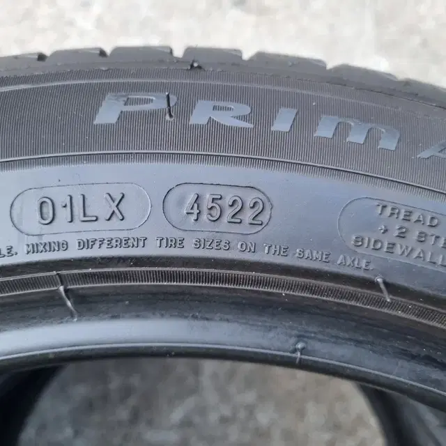 2454518 중고타이어 미쉐린 프라이머시3 245/45R18 100Y