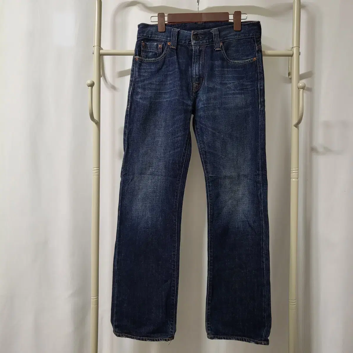 C326 [76] Levi's Echo Jin Greentap Denim Jeans