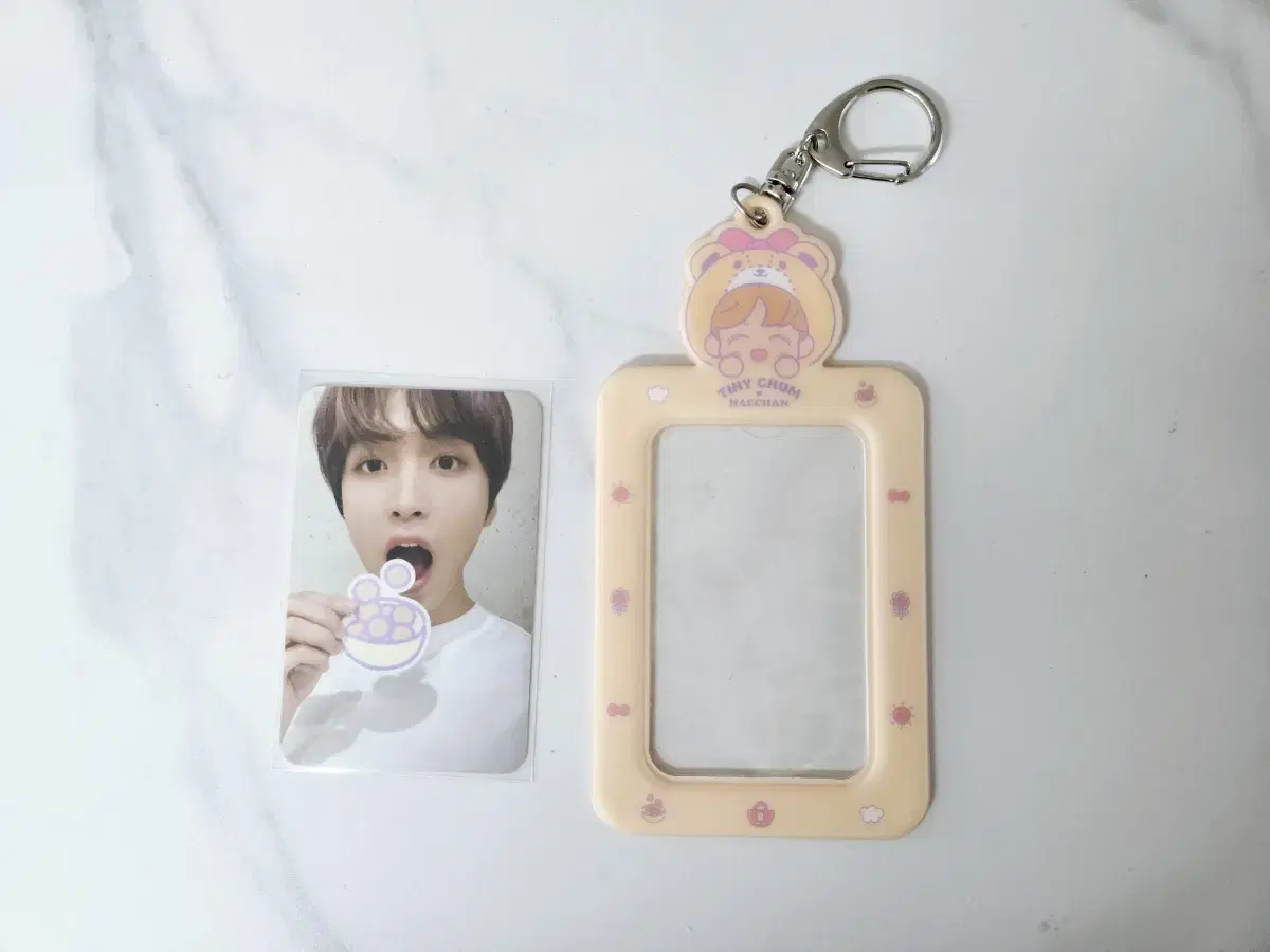 NCT Dream 127 haechan Sanrio Photo Card Holder