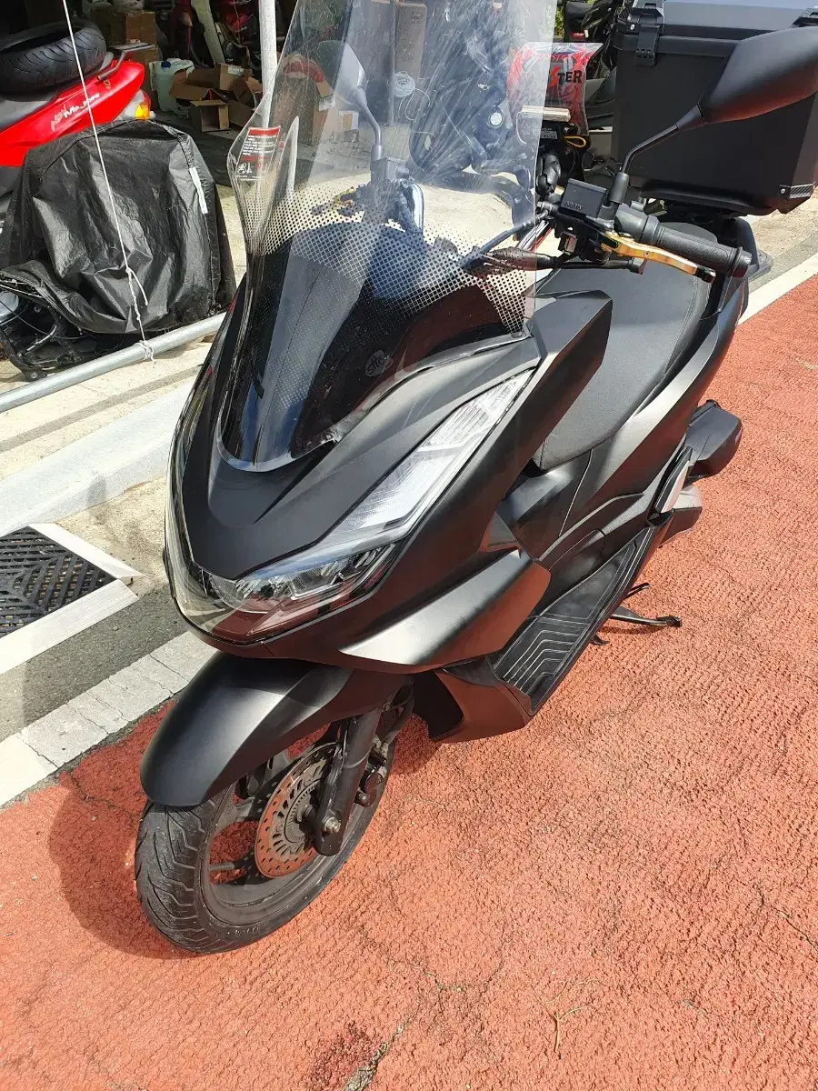 PCX  ABS 21년식 팝니다