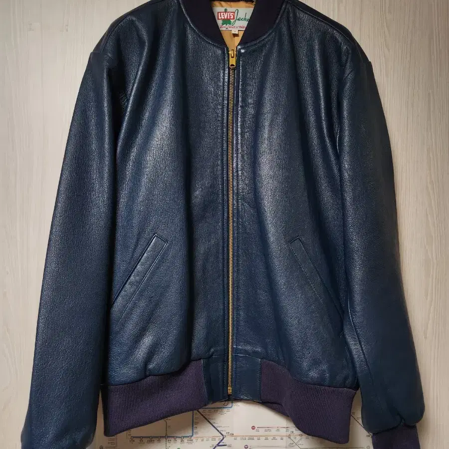 LVC 1950 goat leather bomber S