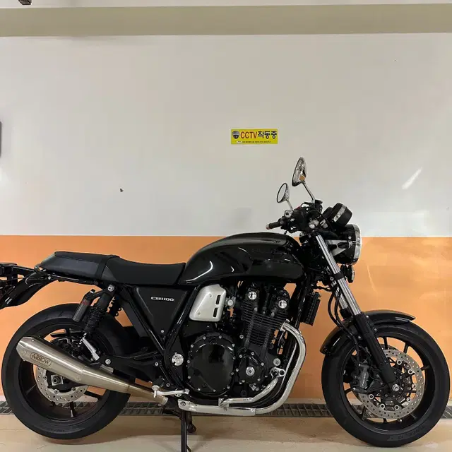 19년식 혼다 CB1100RS 블랙 여성차주 짧은키로수 소모품올교체차량