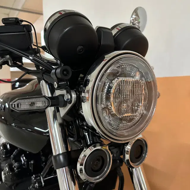 19년식 혼다 CB1100RS 블랙 여성차주 짧은키로수 소모품올교체차량