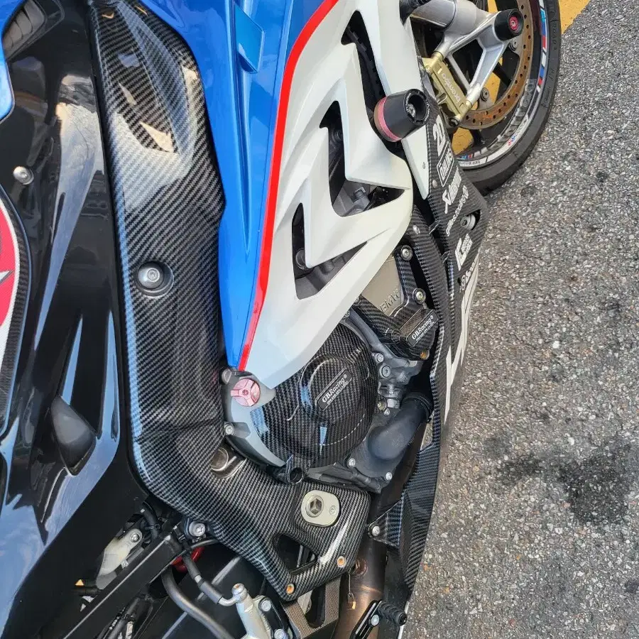 2017년식 bmw s1000rr 5만키로팝니다