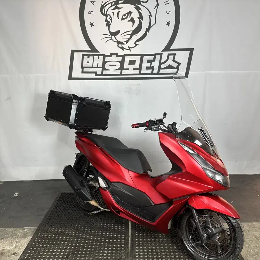 (이벤트중 내용참고)21년식 레드카울 pcx ABS