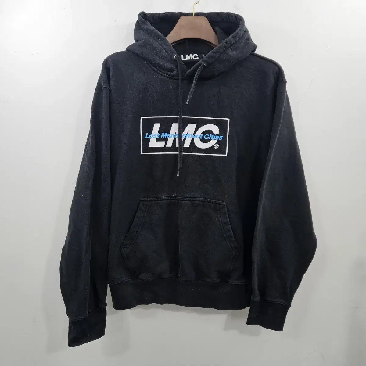 L) LMC 후드티