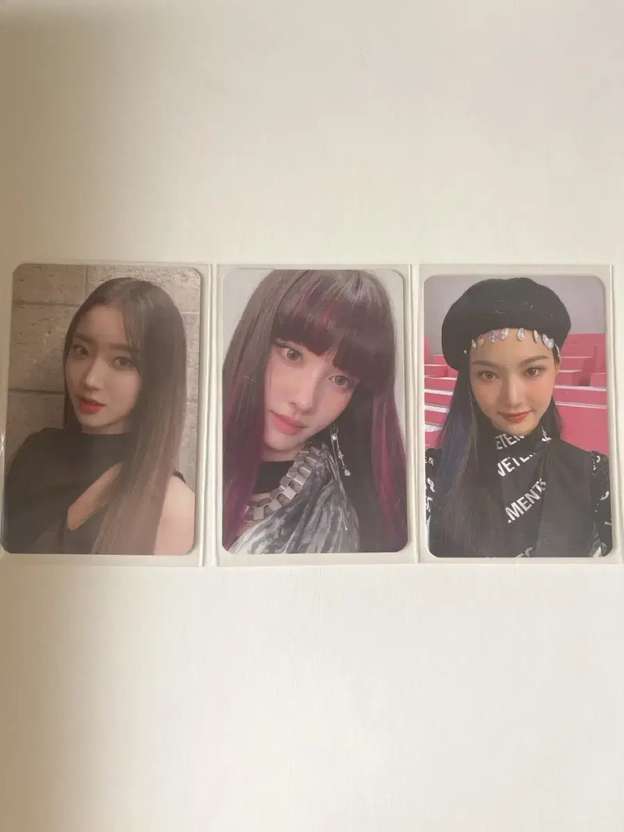 stayc photocard sell yoon isa sumin