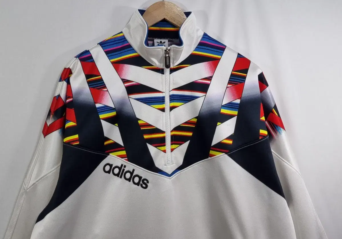 true to size L (100) adidas Japan Vintage Anorak Jersey