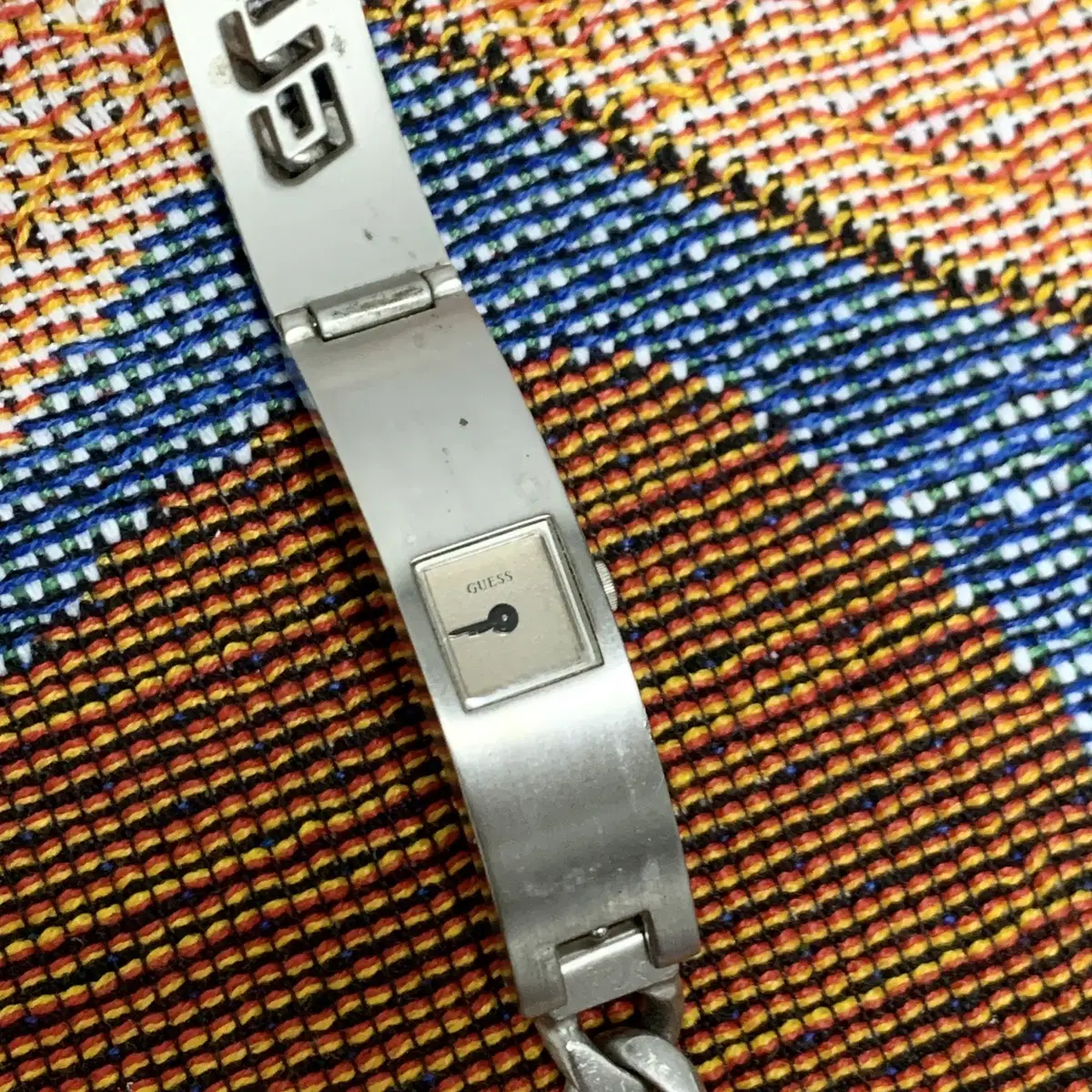 00s vtg Guess bracelet watch 게스 시계