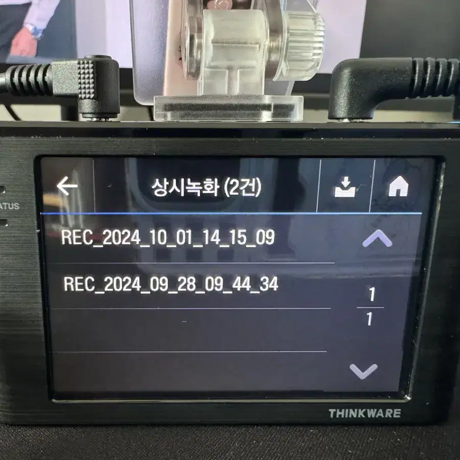 블랙박스 2채널 아이나비 FXD7000 FHD 32GB 팝니다. 2402