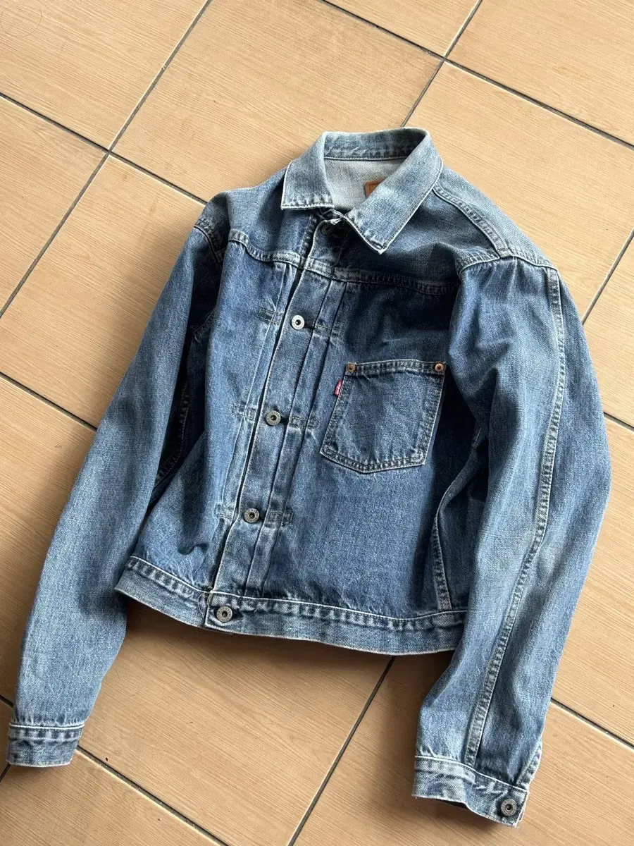 90s japan levis 1st trucker 40size