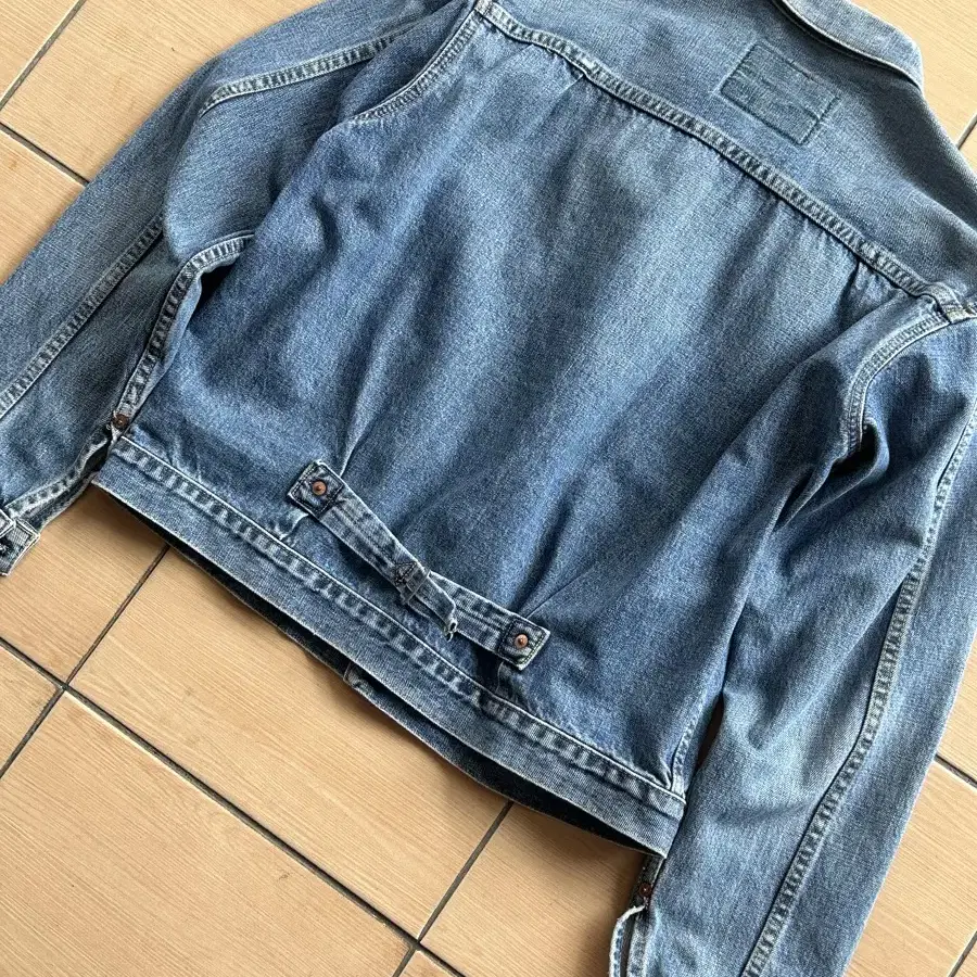 90s japan levis 1st trucker 40size