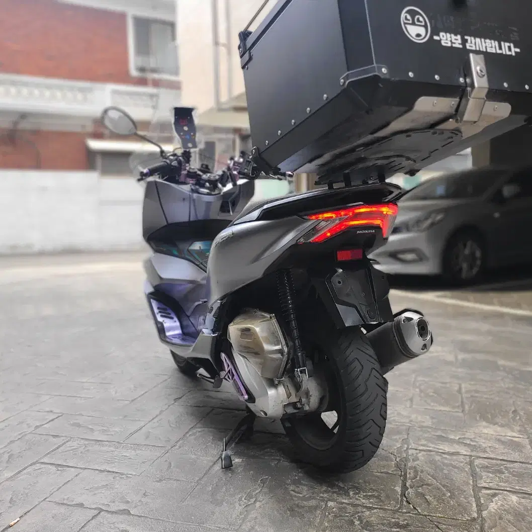 혼다 PCX125 ABS 21년식 3만KM 판매합니다.