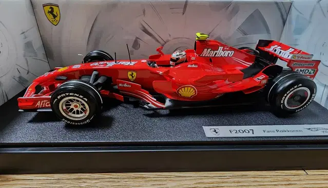 1:18 / 핫휠 / F2007 키미 말보로 버전 페라리 F1 다이캐스트