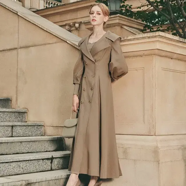 Camilla Trench Coat (Brown)