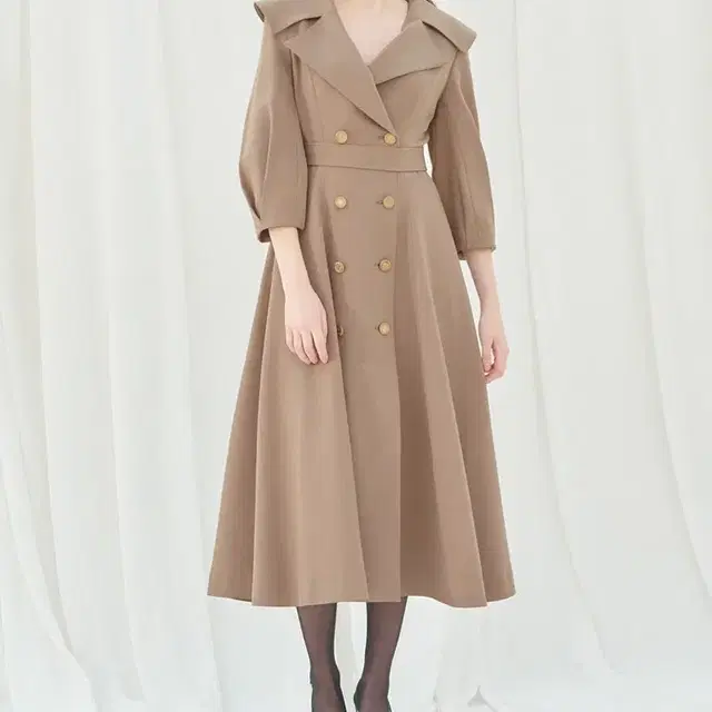 Camilla Trench Coat (Brown)