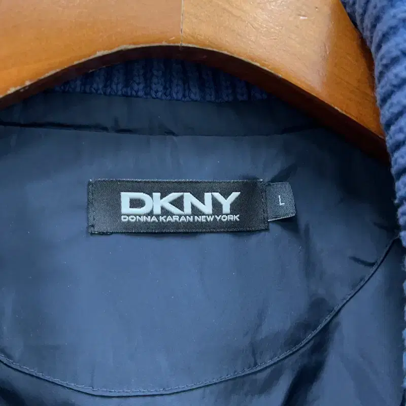 도나카란뉴욕 DKNY 네이비 바람막이 자켓 105 S03120