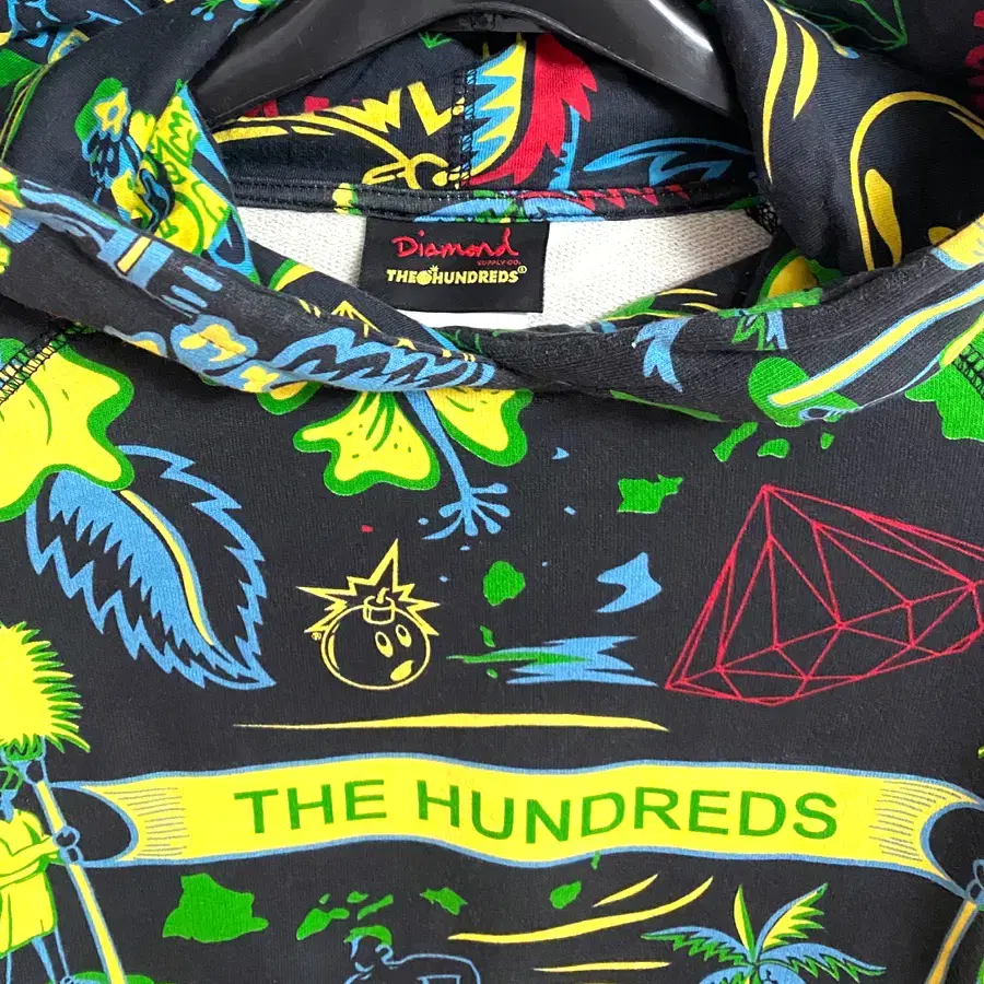 THE HUNDREDS X Diamond Supply 콜라보 후드티