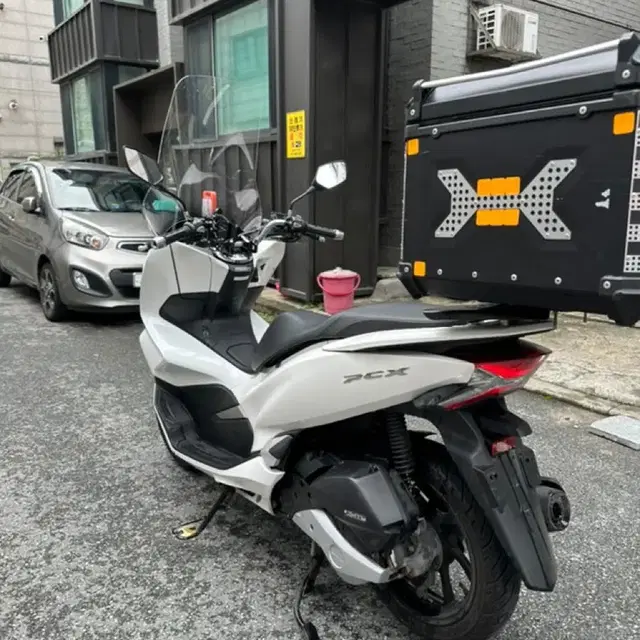 혼다 Pcx 125cc  20년식 급처합니다