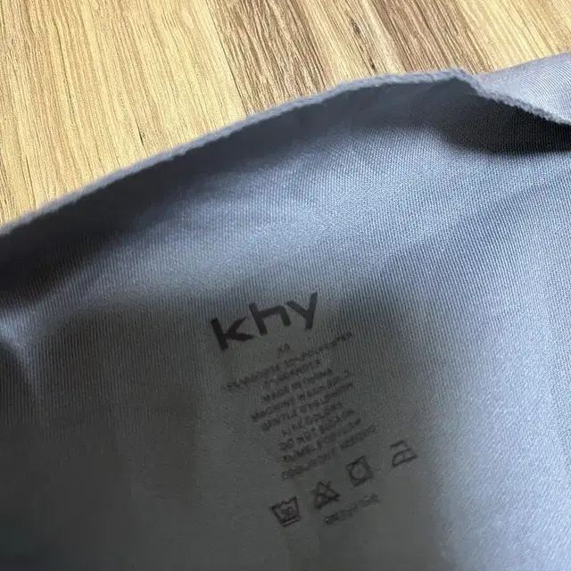 khy 006 Sleek Stretch 트위스트 탑 xs