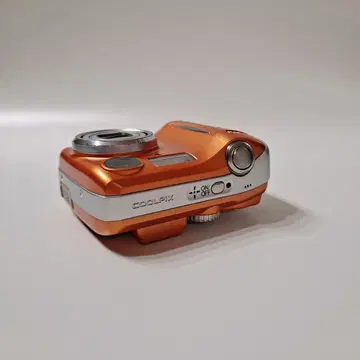 nikon ニコン coolpix4100 オレンジ 動作品】Nikon ニコン