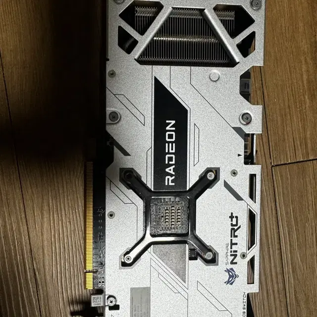 그래픽 카드 사파이어 Rx6600xt