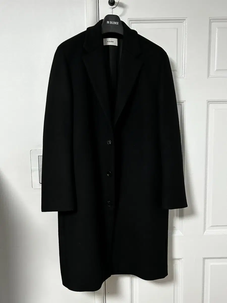 Insilence Cashmere Single Coat Black