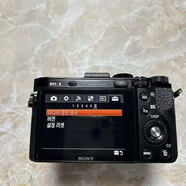 소니 rx1r2 rx1rm2 팝니다.