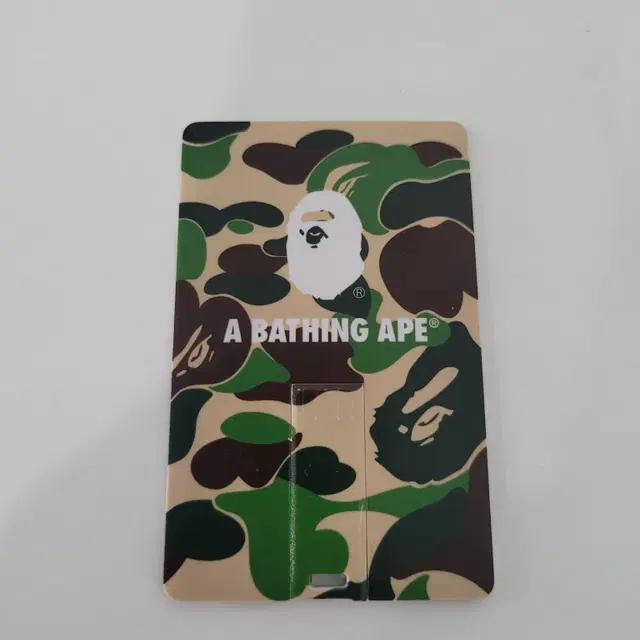 BAPE 베이프 USB 2.0  8기가