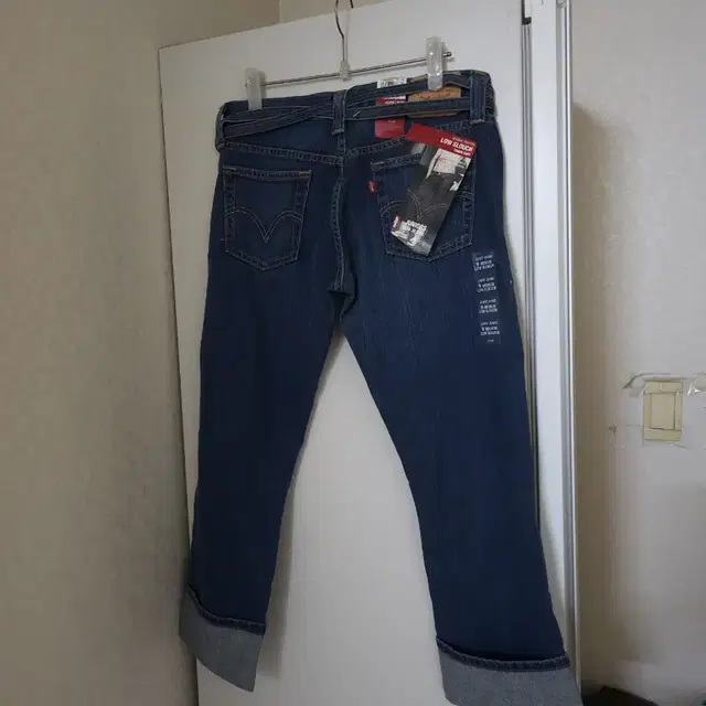 새상품)리바이스 LOW SLOUCH 509JEANS